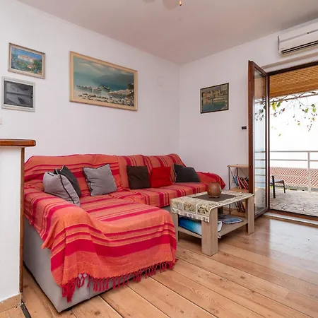Apartamento Jakov *